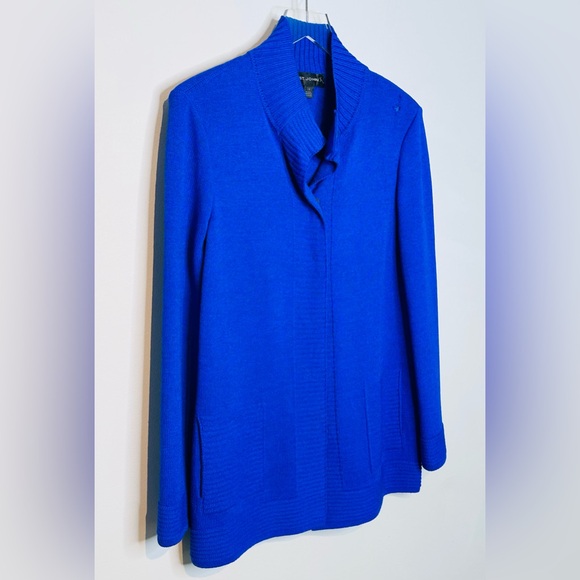 St. John Royal Blue Knit Concealed Button Cardigan Jacket - Picture 3 of 12